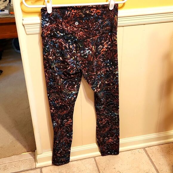 Lululemon Multicolored Print Leggings Size 6 - Picture 1 of 7